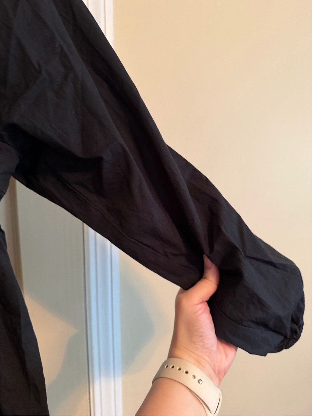 Banana Republic Black Peplum Puff-Sleeve Blouse with Sweatheart neckline - Picture 6 of 10